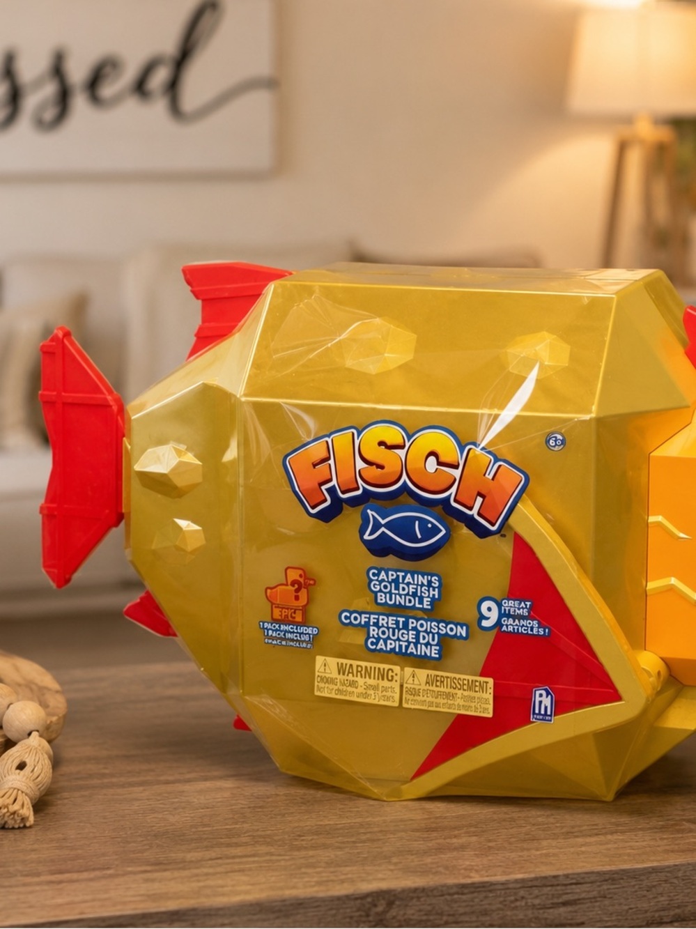 Fisch Captain's Goldfish Playset - Roblox Mystery Toy